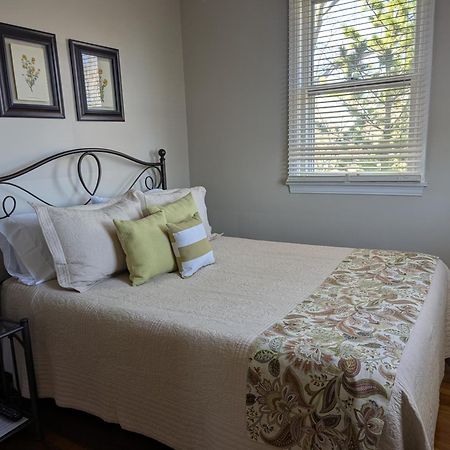 Farrell House Lodge At Sunnybrook Trout Club 샌더스키 외부 사진